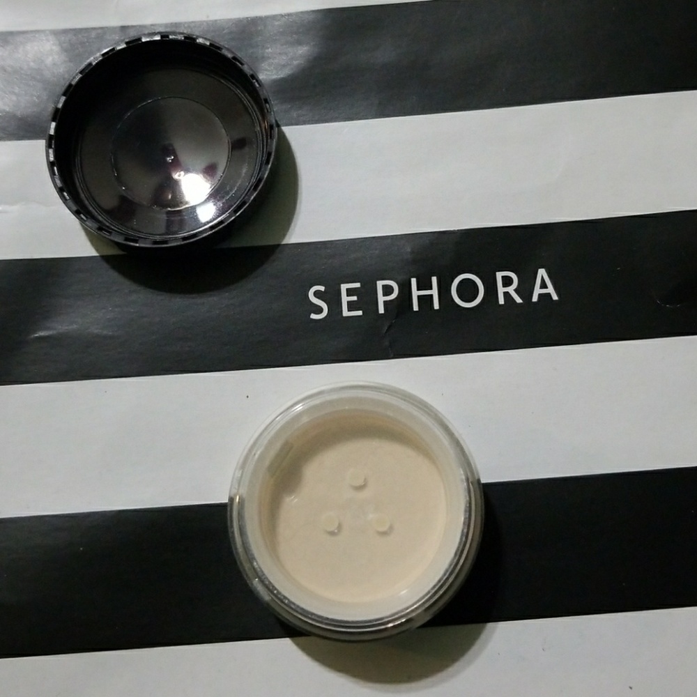 Mini Laura Mercier Translucent Powder